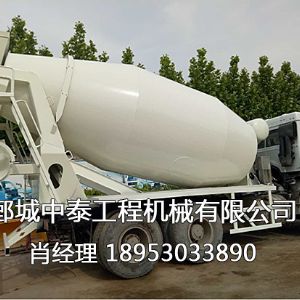 中泰12方搅拌车